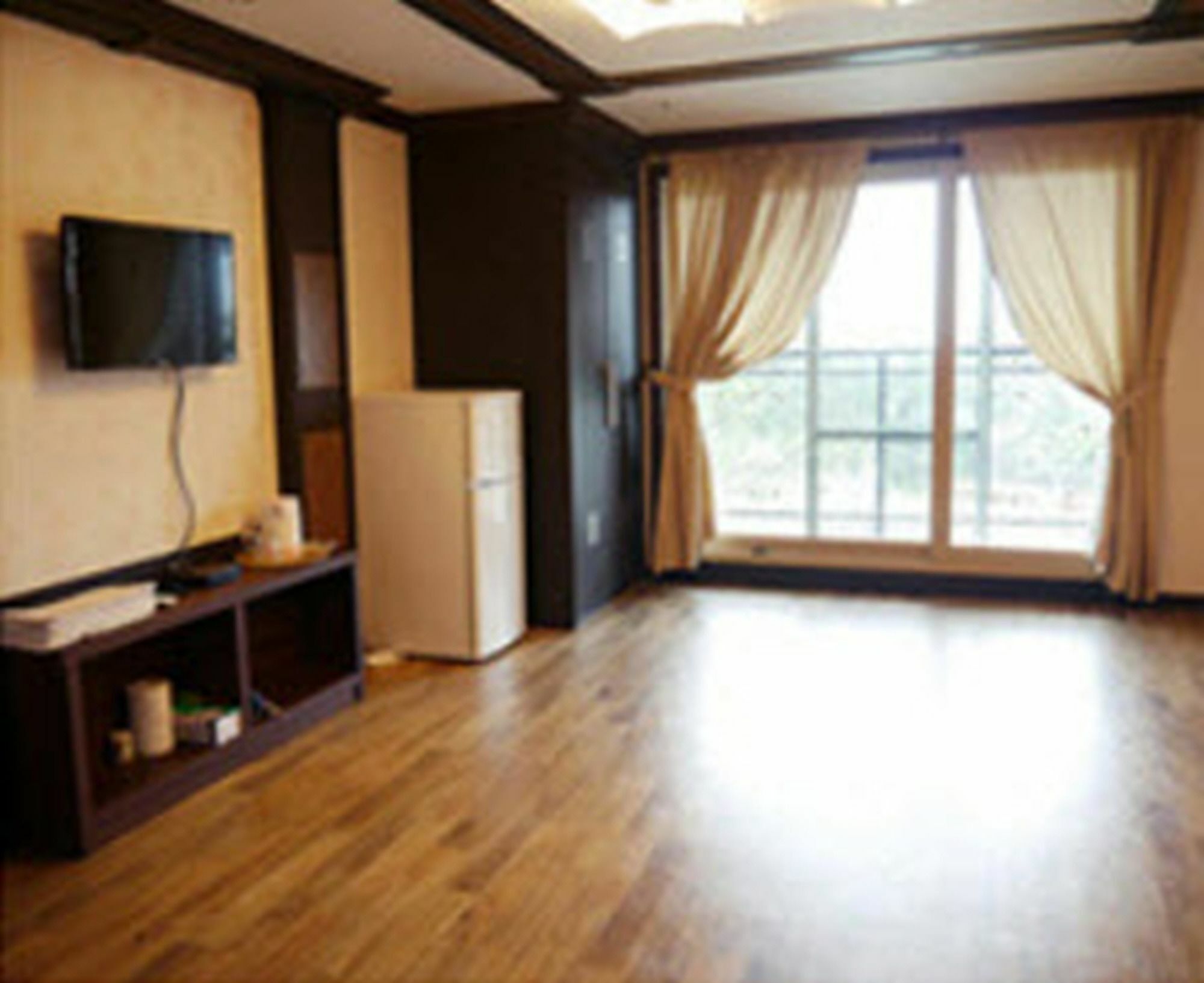 Jeju Ts Youth Hostel & Resort Seogwipo Zewnętrze zdjęcie